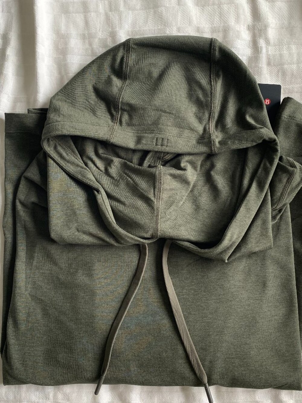 Lululemon - Brand NEW! Soft and light Jersey Pullover Hoodie - "Medium"